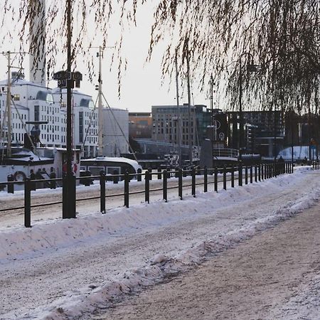 Affordable Studio In Trendy Sofo, Construction Work Stockholm Luaran gambar
